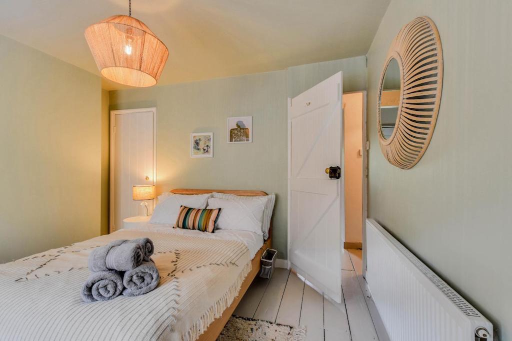 Cheerful 3 Bed Grade II Central Cottage Cirencester Exterior foto