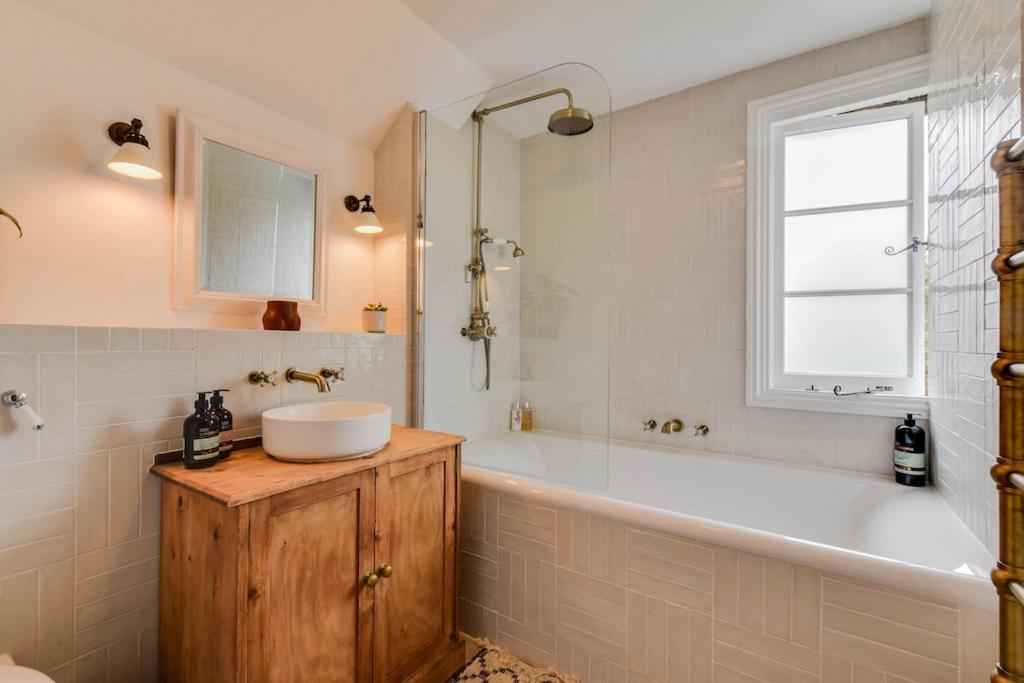 Cheerful 3 Bed Grade II Central Cottage Cirencester Exterior foto